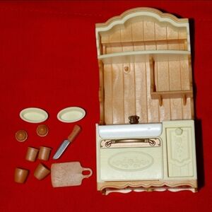 Calico Critters: Kitchen sink set, knife, cutting board, cups lot / furniture 🟩
